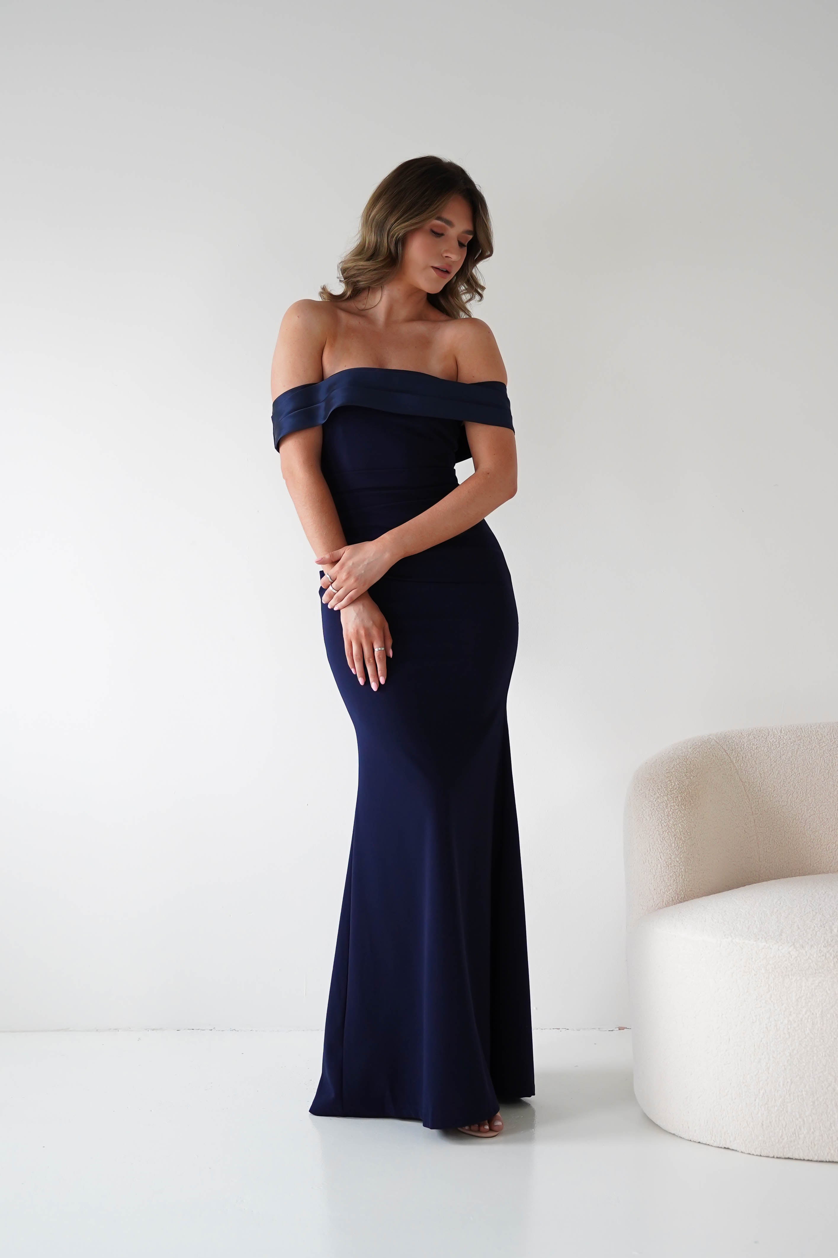Oh Hello Clothing Women > Clothing > Dresses Miranda Bodycon Bow Back Dress | Navy