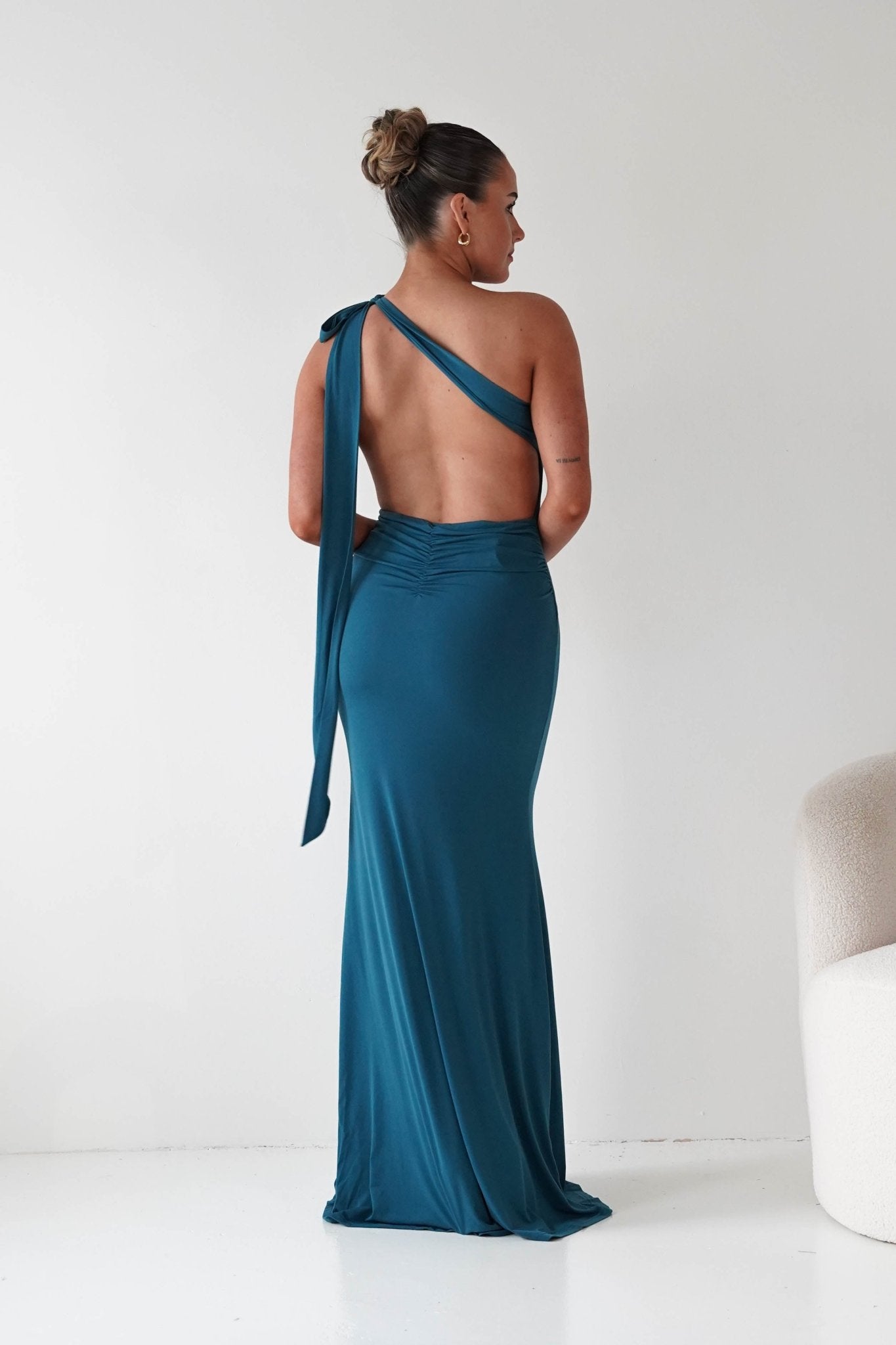 Oh Hello Clothing Debs & Prom Dresses Seraphine Backless Tie Bodycon Maxi Gown | Teal